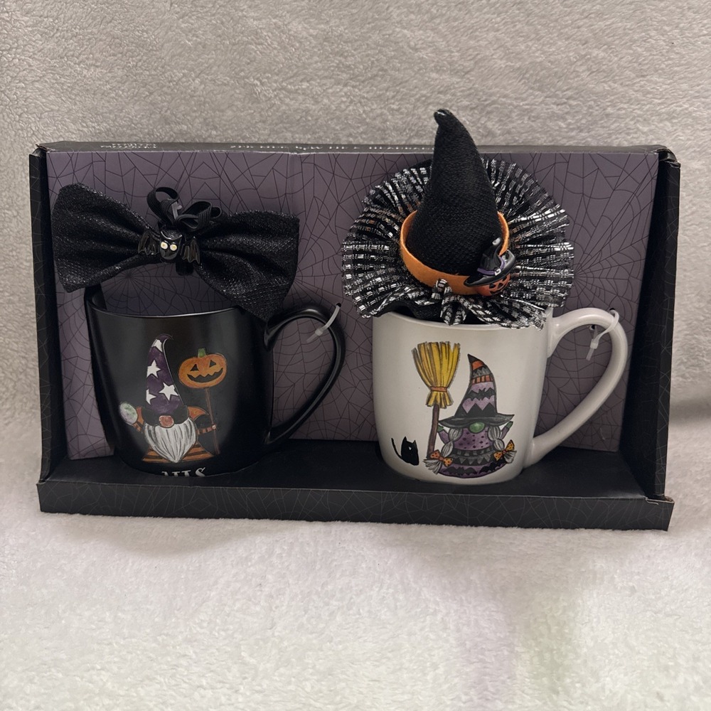 Cobwebs &‎ Cauldrons Halloween Gnome Mugs 2 Pack Ceramic 12oz New